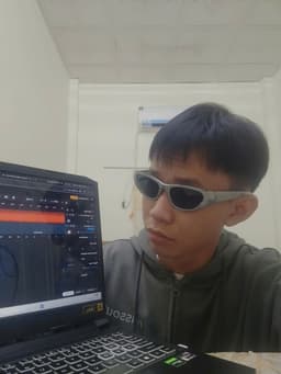Tháp Drill Tự Do